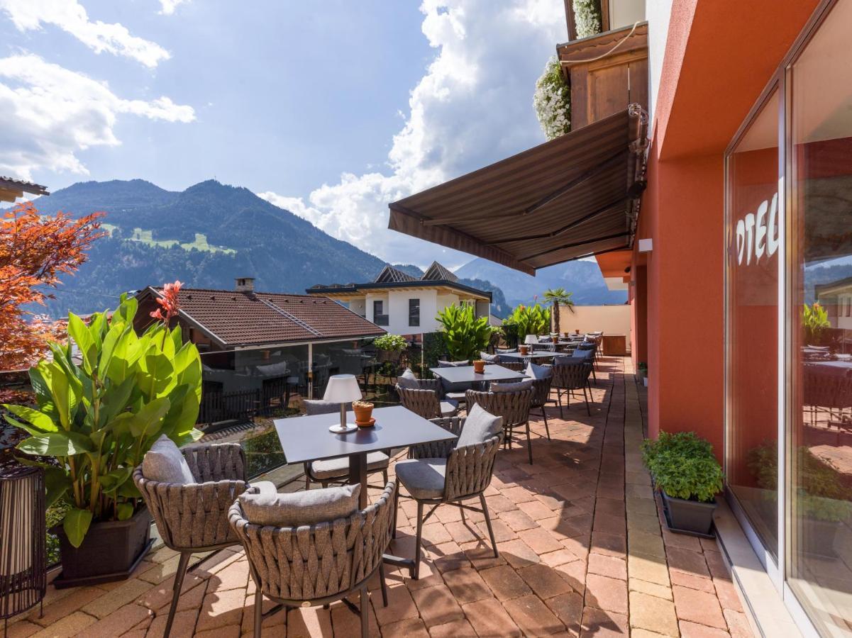 Das Sonnleiten Ski- Und Motorradhotel Bruck Im Zillertal Bruck am Ziller Eksteriør bilde