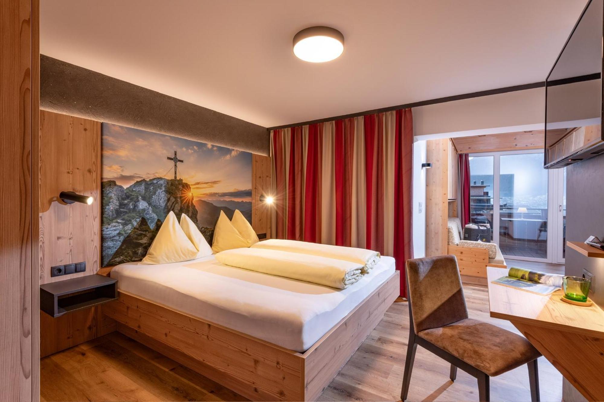 Das Sonnleiten Ski- Und Motorradhotel Bruck Im Zillertal Bruck am Ziller Eksteriør bilde