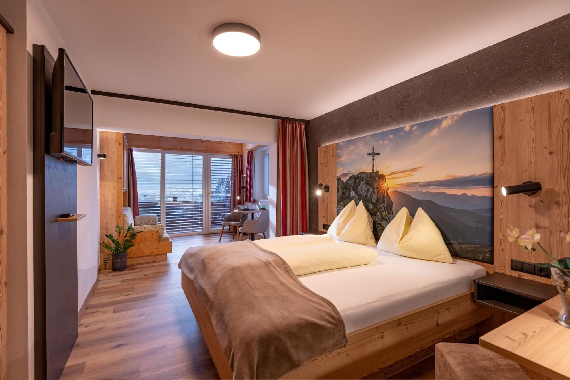 Das Sonnleiten Ski- Und Motorradhotel Bruck Im Zillertal Bruck am Ziller Eksteriør bilde