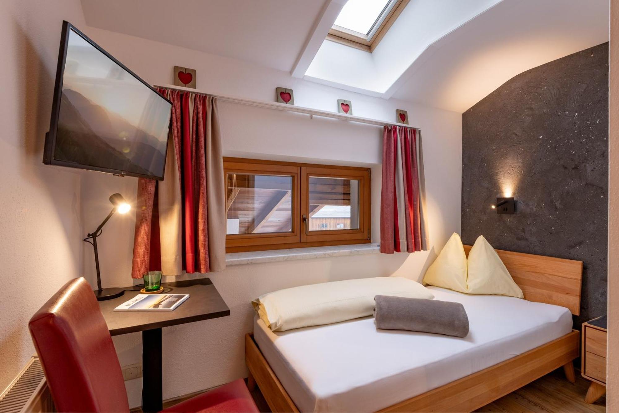 Das Sonnleiten Ski- Und Motorradhotel Bruck Im Zillertal Bruck am Ziller Eksteriør bilde