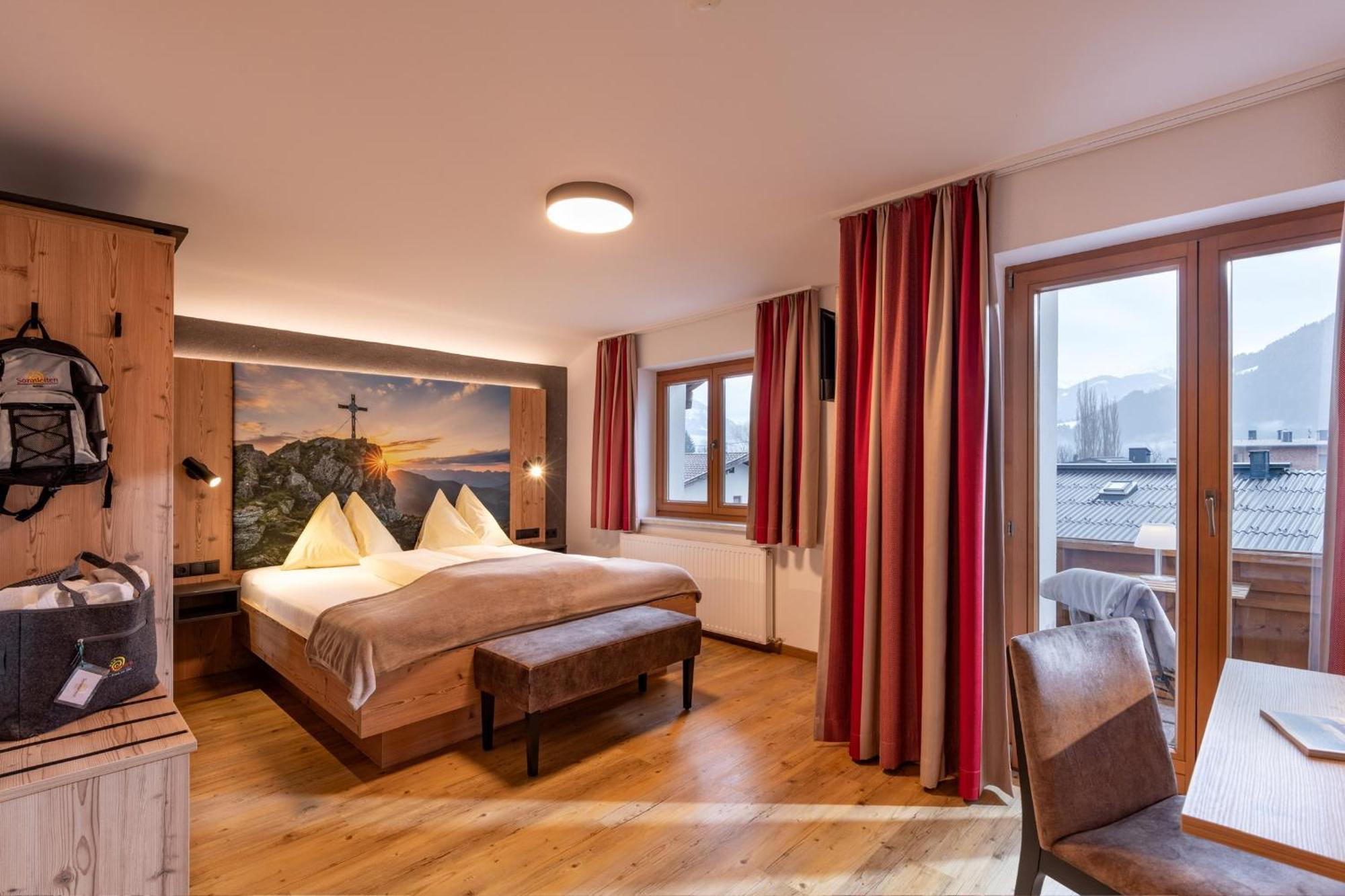 Das Sonnleiten Ski- Und Motorradhotel Bruck Im Zillertal Bruck am Ziller Eksteriør bilde