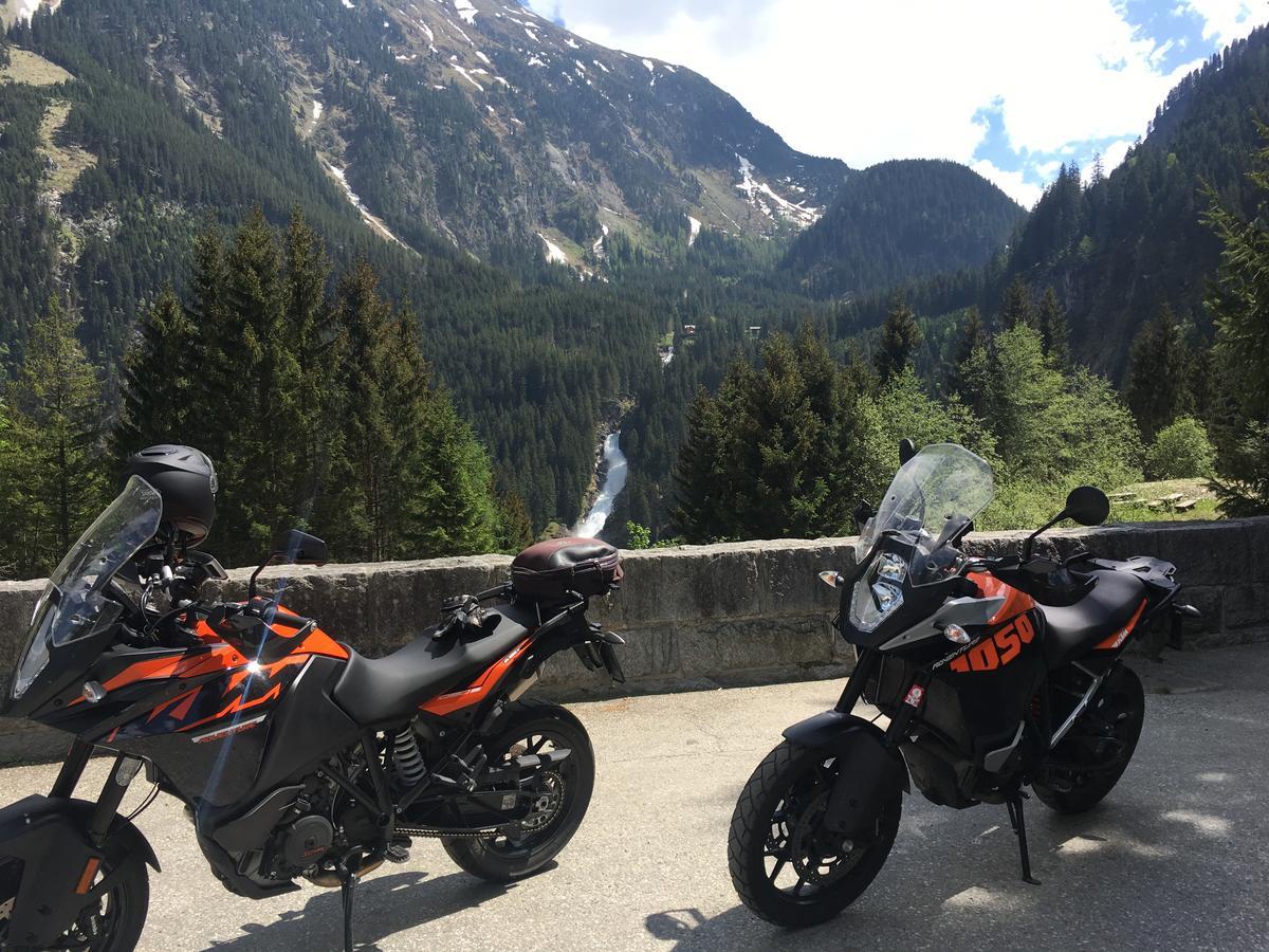 Das Sonnleiten Ski- Und Motorradhotel Bruck Im Zillertal Bruck am Ziller Eksteriør bilde